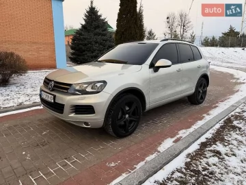 Авто Volkswagen Touareg 2010 № 7595791