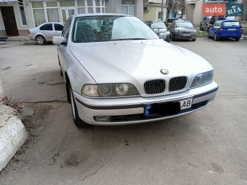 Авто BMW 5 Series 1999 № 7595827