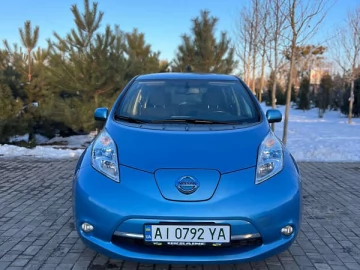 Авто Nissan Leaf 2013 № 7595944