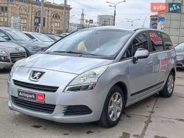 Авто Peugeot 5008 2011 № 7595945