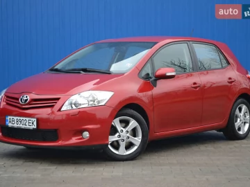 Авто Toyota Auris 2010 № 7596056