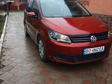 Авто Volkswagen Touran 2011 № 7596180