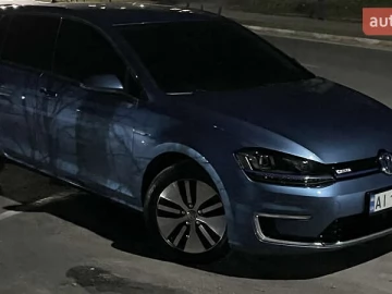 Авто Volkswagen E-Golf 2015 № 7596185