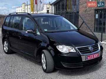 Авто Volkswagen Touran 2008 № 7596301