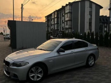 Авто BMW 5 Series 2010 № 7596307