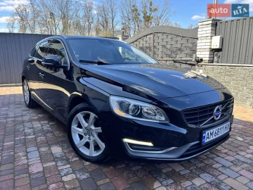 Авто Volvo V60 2014 № 7596613
