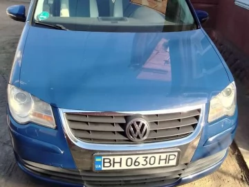 Авто Volkswagen Touran 2009 № 7596736