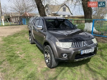 Авто Mitsubishi L 200 2012 № 7596785