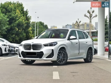 Авто BMW Ix1 2025 № 7596834