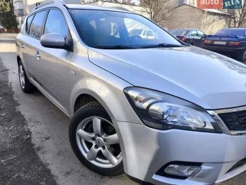 Авто KIA Ceed 2010 № 7596902
