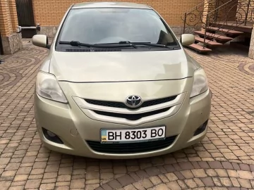 Авто Toyota Yaris 2008 № 7597048