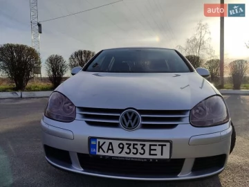 Авто Volkswagen Golf 2004 № 7597049