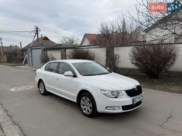Авто Skoda Superb 2012 № 7597089