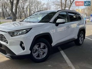 Авто Toyota Rav4 2022 № 7597173