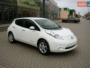 Авто Nissan Leaf 2013 № 7597212