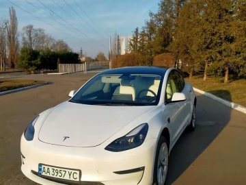 Авто Tesla Model 3 2022 № 7597467