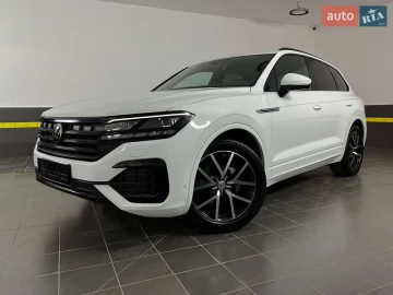 Авто Volkswagen Touareg 2021 № 7597576