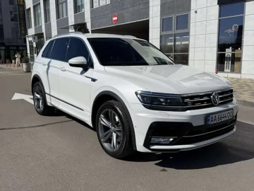 Авто Volkswagen Tiguan 2017 № 7597808