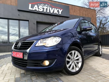 Авто Volkswagen Touran 2010 № 7597833