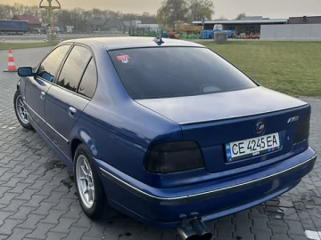 Авто BMW 5 Series 2001 № 7597939