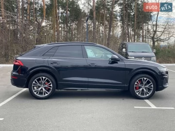 Авто Audi Q8 2019 № 7598004