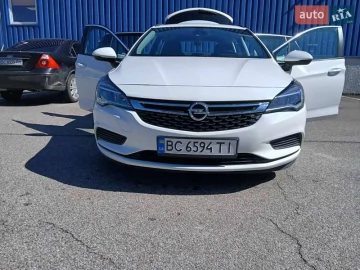 Авто Opel Astra 2019 № 7598494