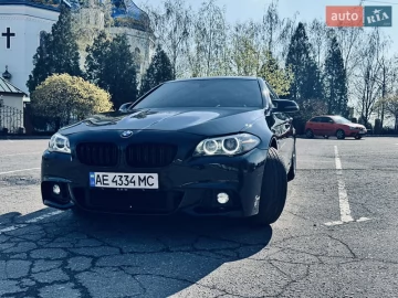 Авто BMW 5 Series 2014 № 7598529