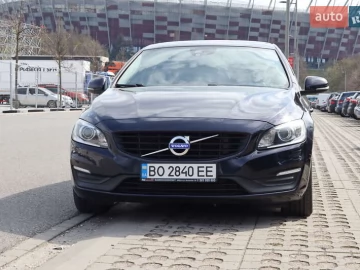 Авто Volvo V60 2016 № 7598829
