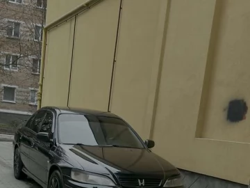 Авто Honda Accord 2000 № 7598911