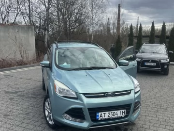 Авто Ford Escape 2012 № 7599007
