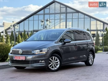 Авто Volkswagen Touran 2019 № 7599303