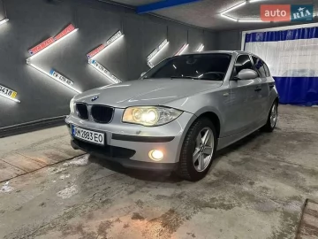 Авто BMW 1 Series 2006 № 7599429