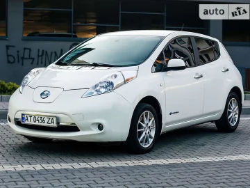 Авто Nissan Leaf 2015 № 7599435