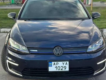 Авто Volkswagen E-Golf 2014 № 7599469