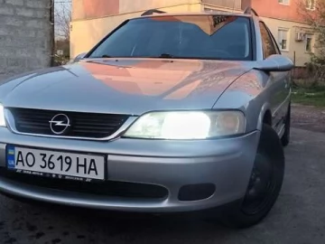 Авто Opel Vectra 2000 № 7599615