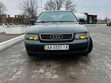 Авто Audi A4 2000 № 7599621