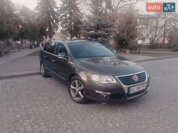 Авто Volkswagen Passat 2010 № 7599695