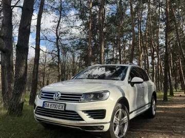 Авто Volkswagen Touareg 2015 № 7599805
