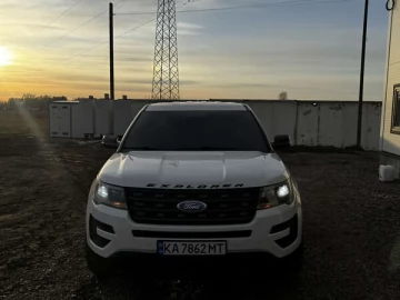 Авто Ford Explorer 2017 № 7599973