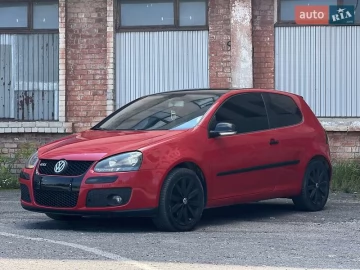 Авто Volkswagen Golf 2004 № 7599988