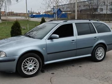 Авто Skoda Octavia 2004 № 7600137