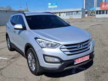 Авто Hyundai Santa Fe 2014 № 7600388