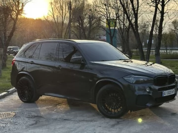 Авто BMW X5 2015 № 7600460