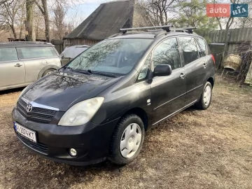 Авто Toyota Corolla Verso 2003 № 7600528