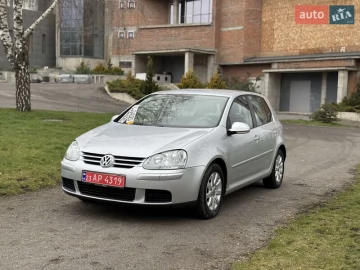 Авто Volkswagen Golf 2005 № 7600535