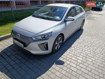 Авто Hyundai Ioniq 2017 № 7600560