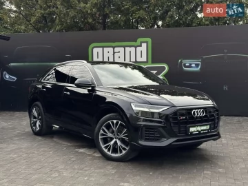 Авто Audi Q8 2021 № 7600585