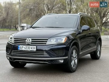 Авто Volkswagen Touareg 2015 № 7600652