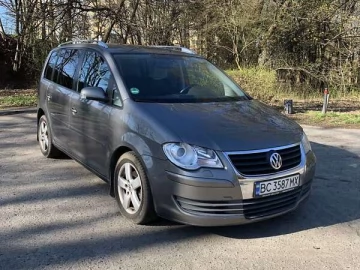 Авто Volkswagen Touran 2007 № 7600677
