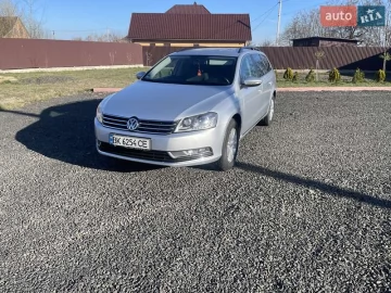 Авто Volkswagen Passat 2011 № 7600688